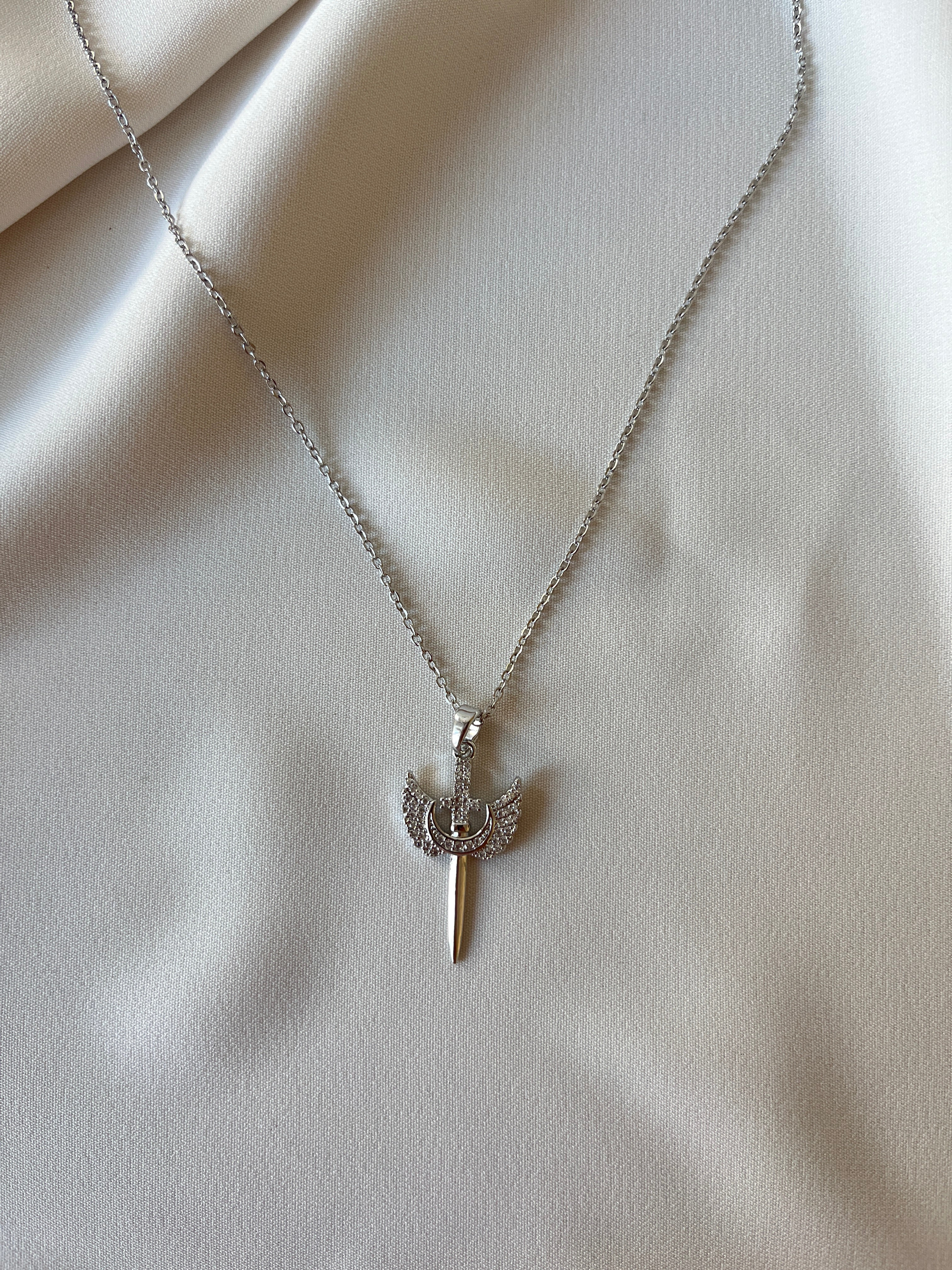Anka Kolye Silver