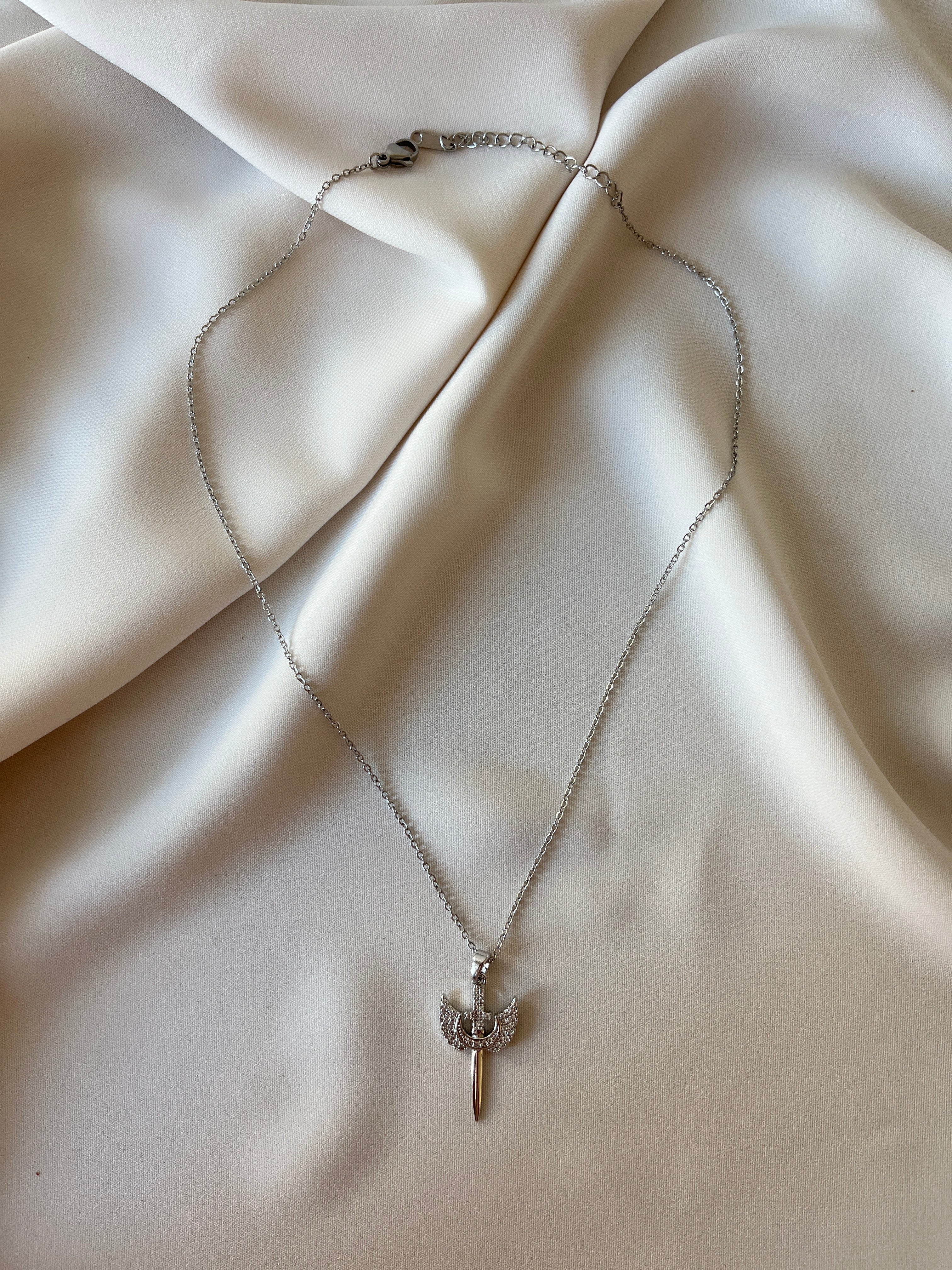 Anka Kolye Silver