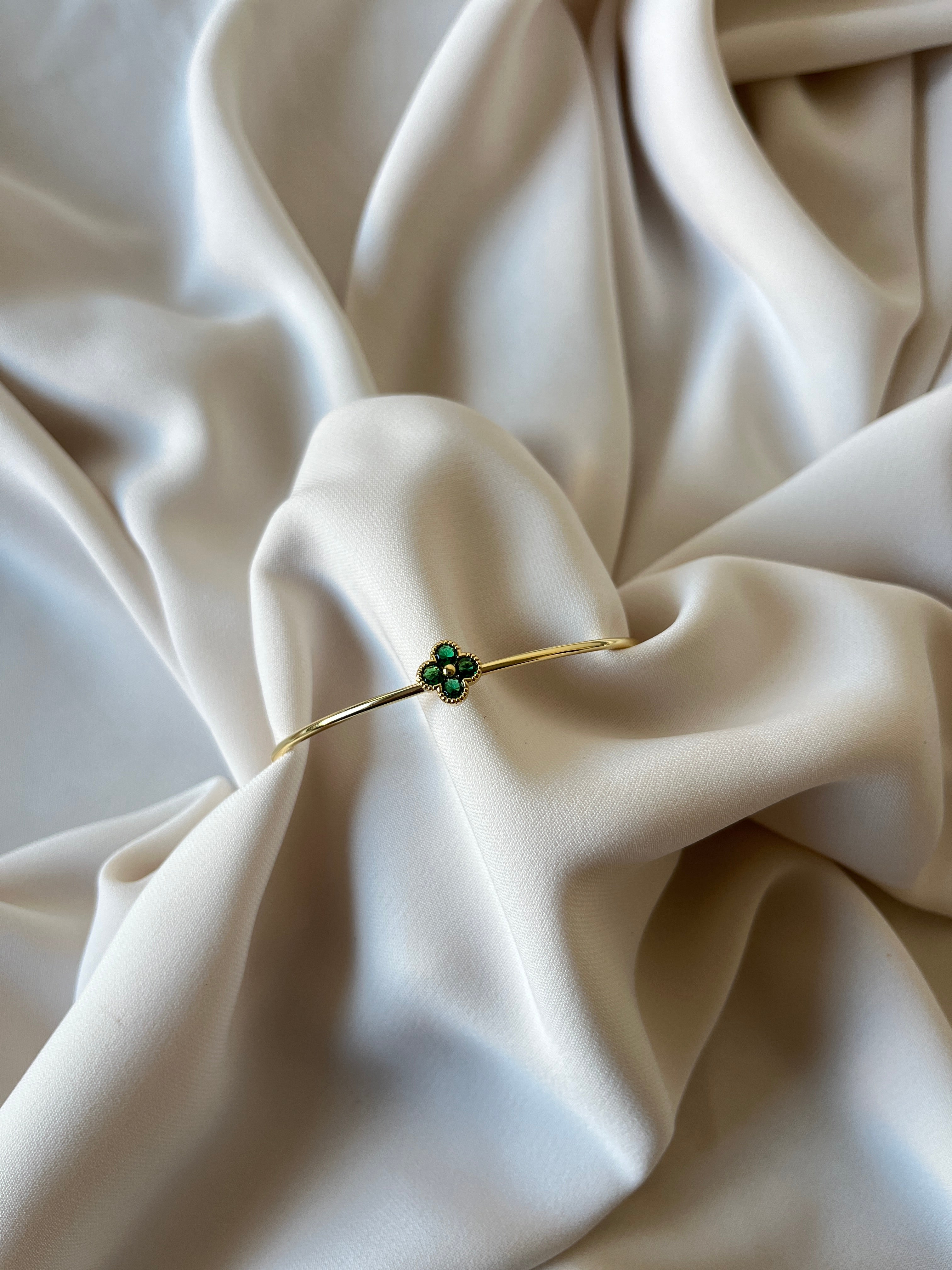 Yeşil Yonca Mu Bileklik